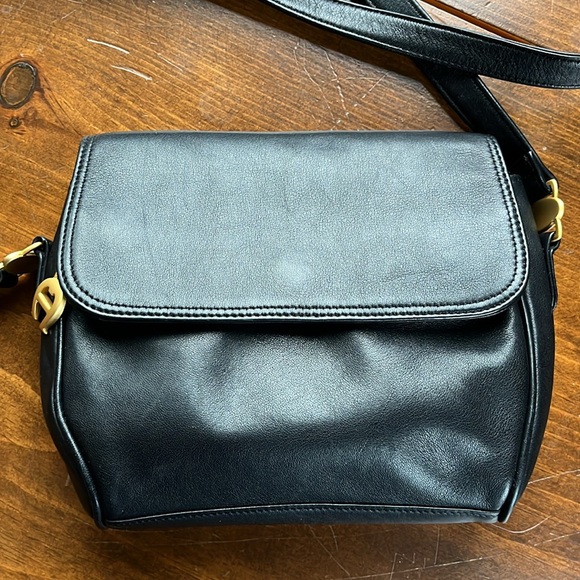 Etienne Aigner Vintage Black Leather Crossbody - Picture 2 of 16